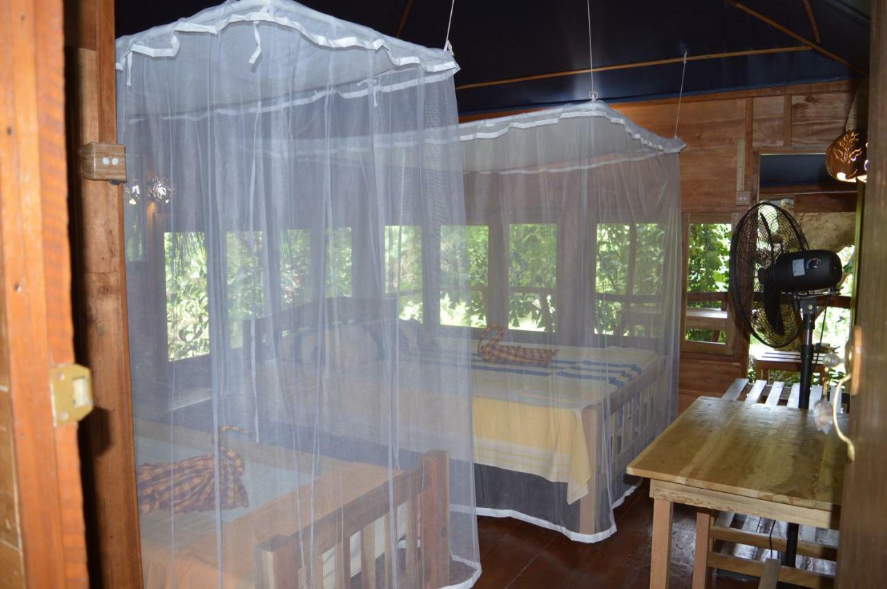 Kumbuk Tree House Villa Tissamaharama Exterior photo